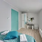 Grand Apartments - City Centre Apartment