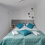 Grand Apartments - City Centre Apartment